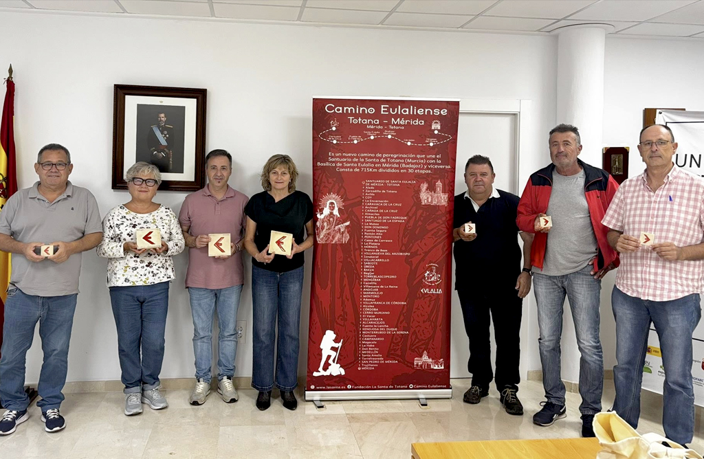 Aledo es la primera localidad en instalar la sealizacin de un tramo del Camino Eulaliense entre Totana y Mrida